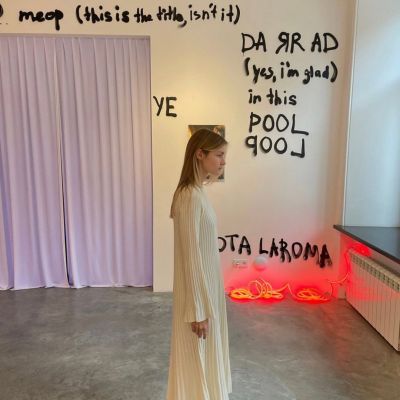 最新情侣头像一人一张分开