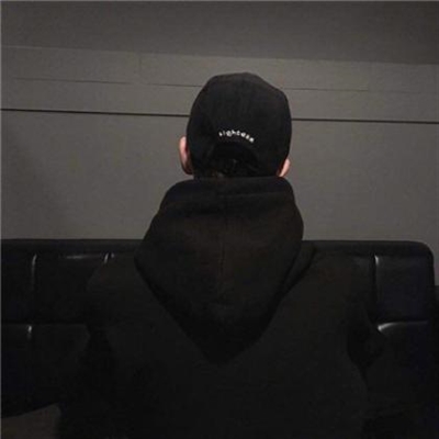 好的头像男生中年人(精选14张)