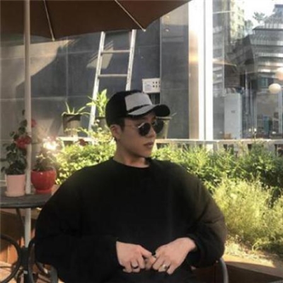 好的头像男生中年人(精选14张)