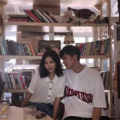 最火学生情侣头像(精选14张)