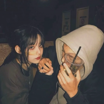 最火学生情侣头像(精选14张)