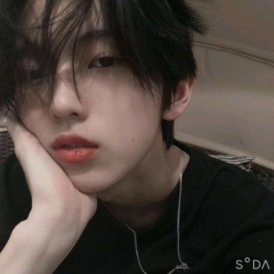 又帅又丧的男生头像高清(精选15张)