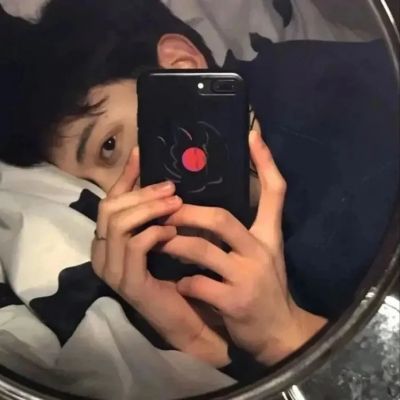 既丧又帅的男生头像