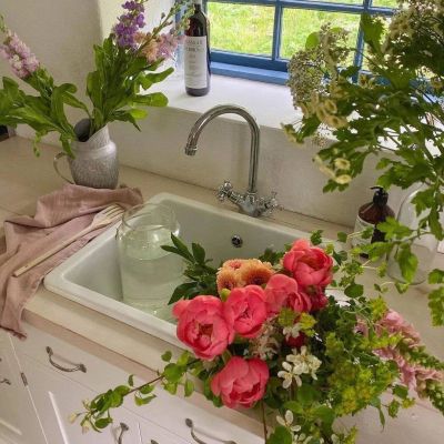 一生好运的女人微信头像(精选15张)