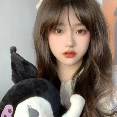 简约性冷淡小众女头像(精选16张)