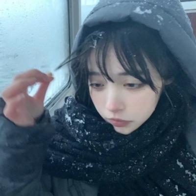 值得一辈子不换的头像女(精选36张)