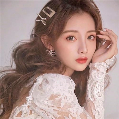 值得一辈子不换的头像女(精选36张)