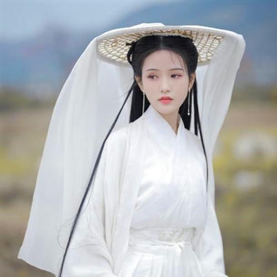 值得一辈子不换的头像女(精选36张)