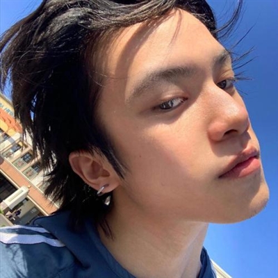 孤独头像图片2023最火爆男生(22张)