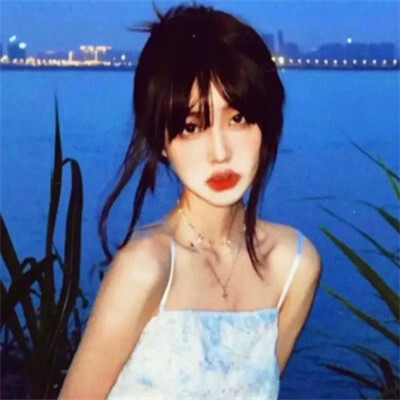 2023年最火的头像女生(37张)