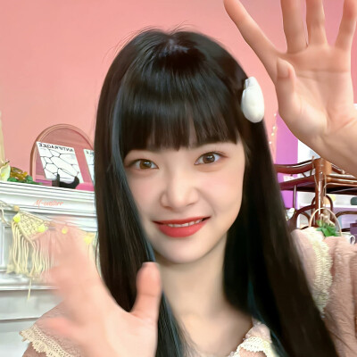 微信头像图片女2023最火爆(精选48张)