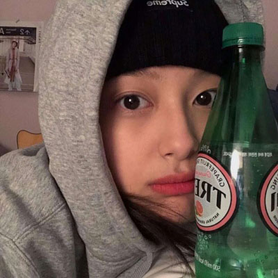 让人心碎到哭的头像女(精选40张)