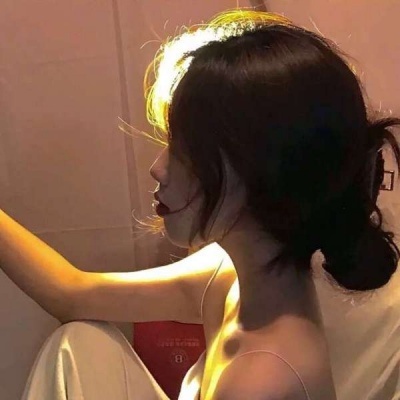 满眼都是遗憾的头像女(34张)