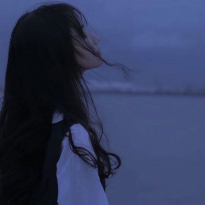 好看又伤感的女生头像(36张)