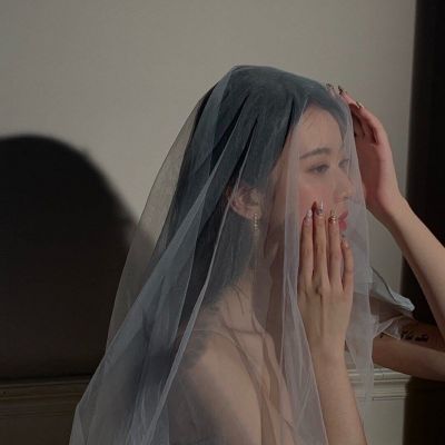 好看又伤感的女生头像(36张)