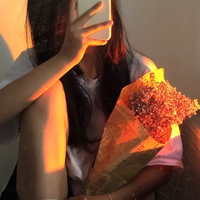 很罕见又很好看头像真人女(精选16张)