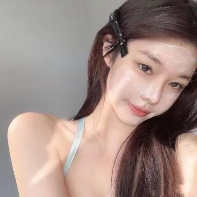 简约性冷淡小众女头像(24张)