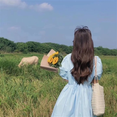 简约性冷淡小众女头像(24张)