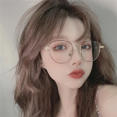 简约性冷淡小众女头像(24张)