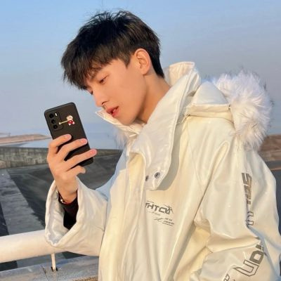 让人觉得很干净的头像男(精选17张)