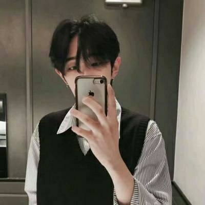 让人觉得很干净的头像男(精选17张)