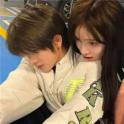 头像2023最火情侣好看(精选62张)