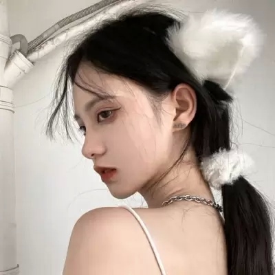 头像2023最火高冷女(精选24张)