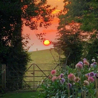 头像2023最火女生风景(精选30张)