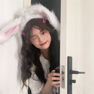 夏天穿搭高级头像 适合夏天很清爽的头像