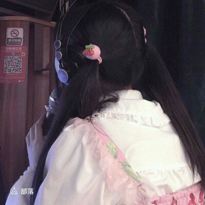 可爱背影女生头像 超级好看的背影头像女可爱