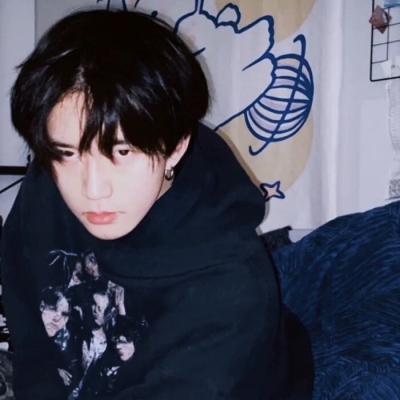 露脸头像男干净(精选29张)