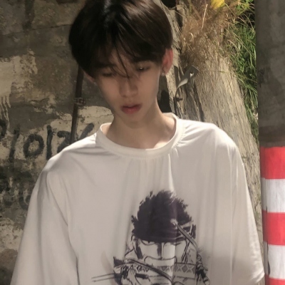 露脸头像男干净(精选29张)