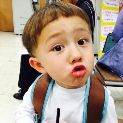 嘟嘴卖萌头像 可爱嘟嘴头像