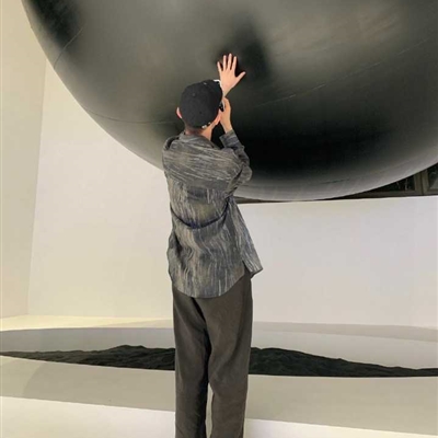 一个人的头像男生 帅气的单人头像图片