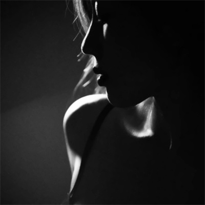 极简头像女高级 日系风格头像女生