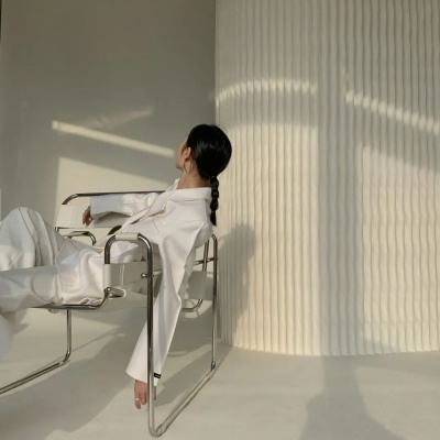 极简头像女高级 日系风格头像女生