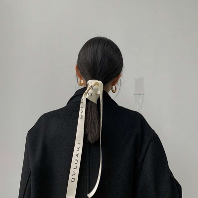 极简头像女高级 日系风格头像女生