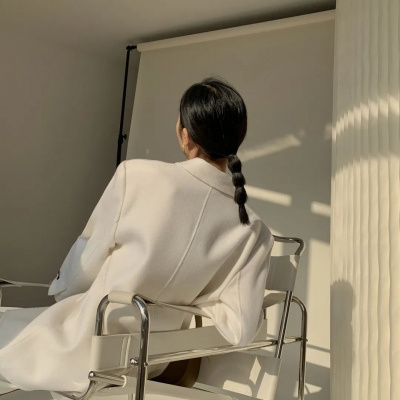 极简头像女高级 日系风格头像女生