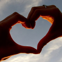 2023年最火微信头像爱心图片