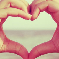 2023年最火微信头像爱心图片