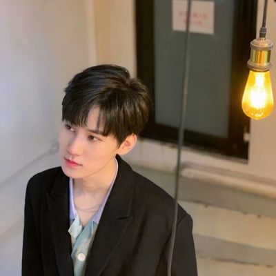 比较霸气的男生头像 好看又霸气的头像男生