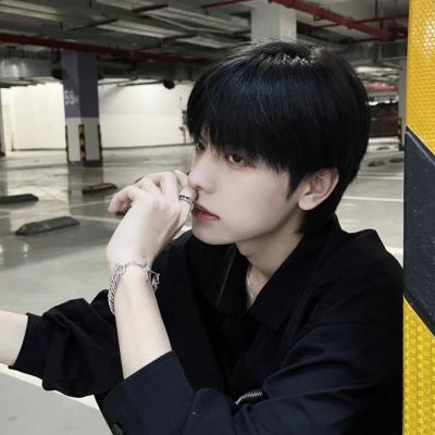 帅气霸气的男生头像 好看的头像男生帅气冷酷霸气