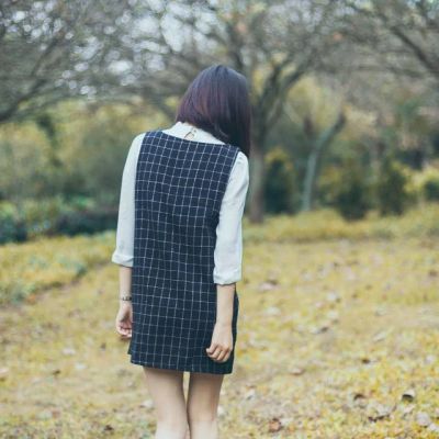 文艺清新气质女生头像背影(14张)
