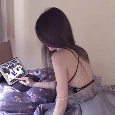 特别有气质的女生背影头像(16张)