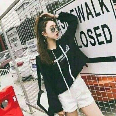 侧面头像女生唯美漂亮(24张)