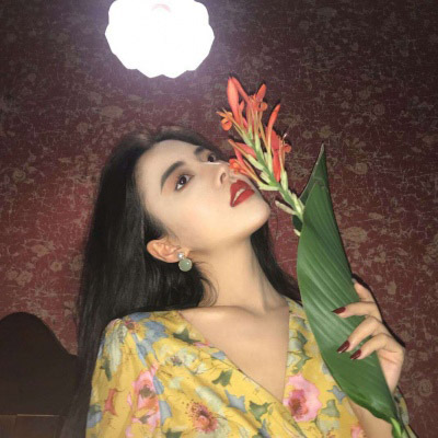 侧面头像女生唯美漂亮(24张)