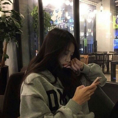 侧面头像女生唯美漂亮(24张)