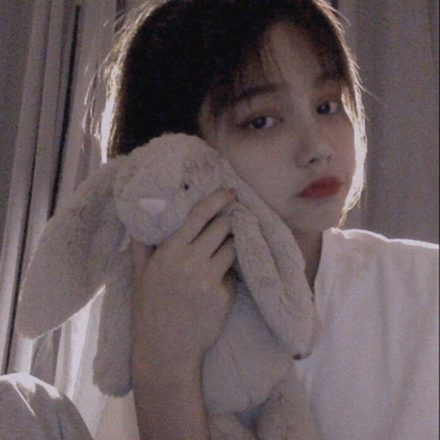 清纯可爱干净的女生头像(16张)