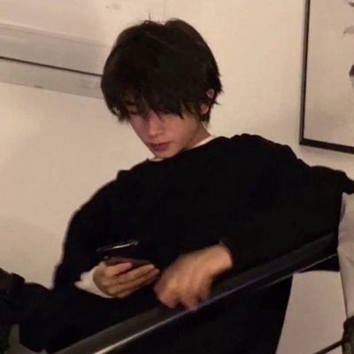 最受欢迎的头像图片男(22张)