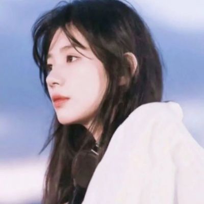 女生头像唯美有气质(精选30张)